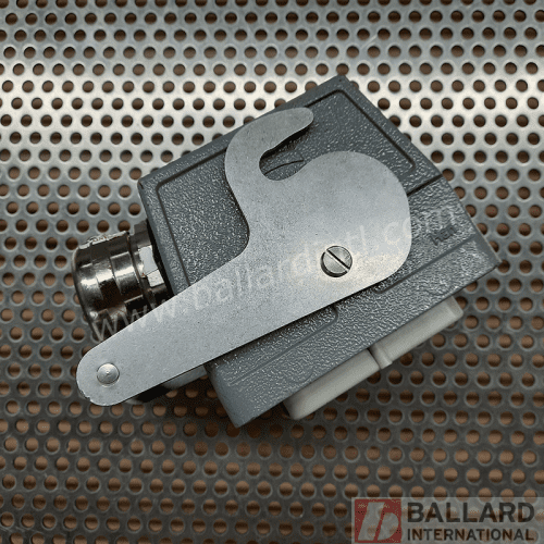 Kuka 00-107-212 Connector Bypack HAN6 X1