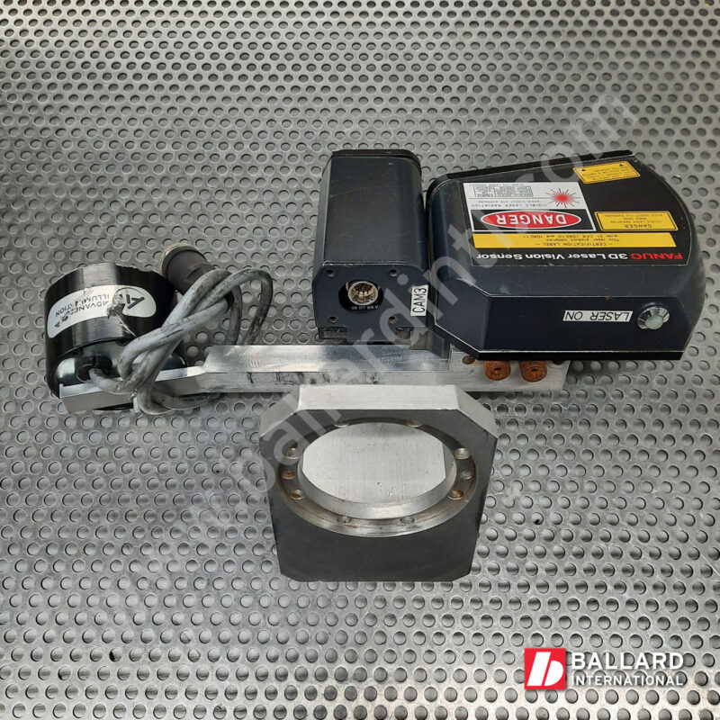 A05B-1405-B131-(3) fanuc 3d vision laser sensor assembly with A05B-1405-H035 12mm camera and mounting